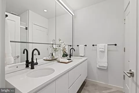 207 NE 8th St NE #2, Washington, DC 20002 photo 14