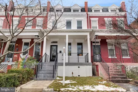 922 5th St NE, Washington, DC 20002 photo 4