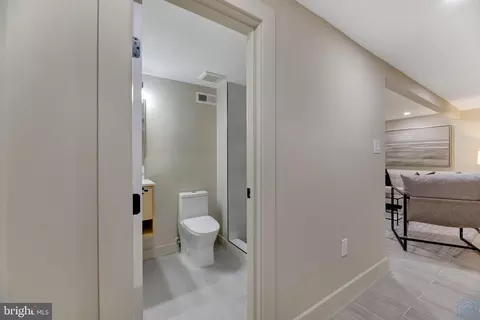 922 5th St NE, Washington, DC 20002 photo 24