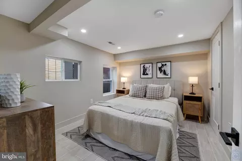 922 5th St NE, Washington, DC 20002 photo 27