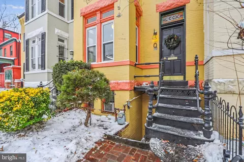 310 C St SE, Washington, DC 20003 photo 24