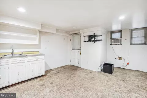 310 C St SE, Washington, DC 20003 photo 18