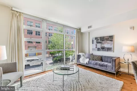 1025 1st St SE #201, Washington, DC 20003 photo 4