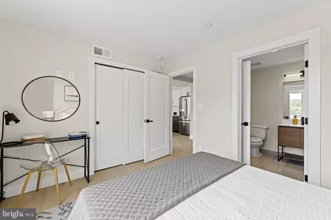 919 12th St NE #504, Washington, DC 20002 photo 11