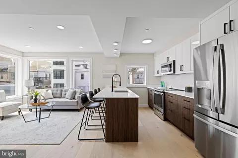 919 12th St NE #504, Washington, DC 20002