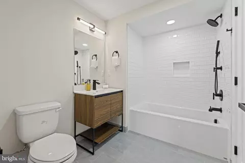 919 12th St NE #504, Washington, DC 20002 photo 12
