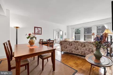 4000 Cathedral Ave NW #326B, Washington, DC 20016