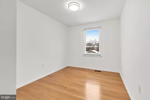 816 10th St NE, Washington, DC 20002 photo 31