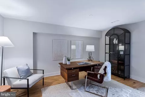 1211 Van St SE #PENTHOUSE 2, Washington, DC 20003 photo 4