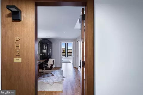 1211 Van St SE #PENTHOUSE 2, Washington, DC 20003 photo 2