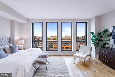 1211 Van St SE #PENTHOUSE 2, Washington, DC 20003 photo 7