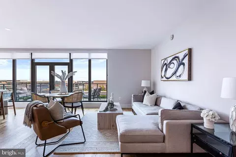 1211 Van St SE #PENTHOUSE 2, Washington, DC 20003 photo 41