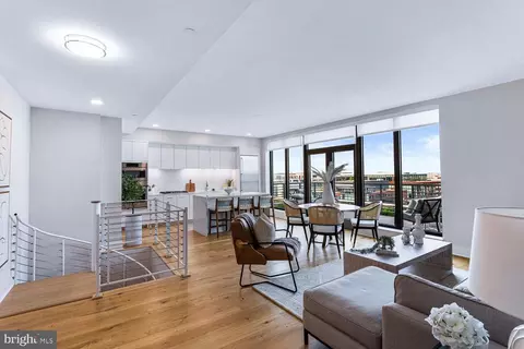1211 Van St SE #PENTHOUSE 2, Washington, DC 20003 photo 22