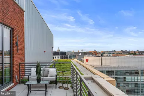 1211 Van St SE #PENTHOUSE 2, Washington, DC 20003 photo 33