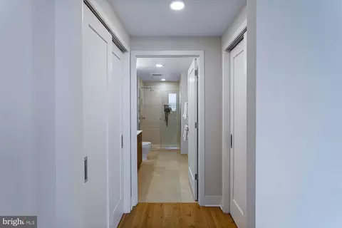 1211 Van St SE #PENTHOUSE 2, Washington, DC 20003 photo 15
