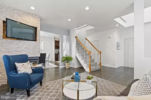 3329 7th St SE, Washington, DC 20032 photo 4