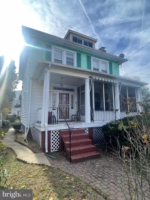 1001 Newton St NE, Washington, DC 20017
