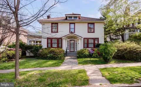 3812 Garrison St NW, Washington, DC 20016
