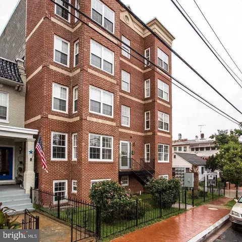 911 Kennedy St NW #7, Washington, DC 20011