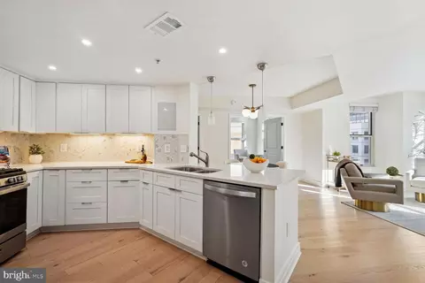 915 E Street St NW #1015, Washington, DC 20004 photo 7