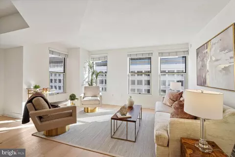 915 E Street St NW #1015, Washington, DC 20004