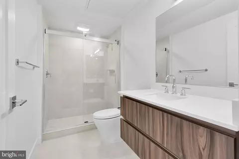 37 L St SE #706, Washington, DC 20003 photo 15