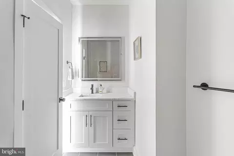 1910 Benning Rd NE #1, Washington, DC 20002 photo 21
