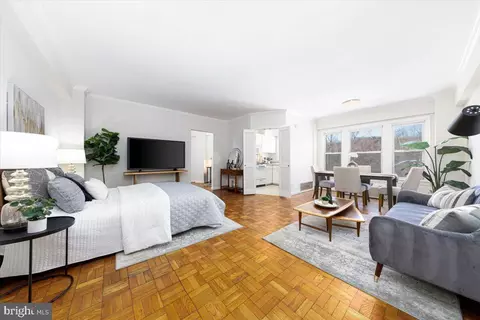 2500 Q St NW #317, Washington, DC 20007