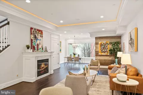 2113 12th St NW #4, Washington, DC 20009