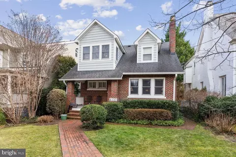 6133 31st St NW, Washington, DC 20015