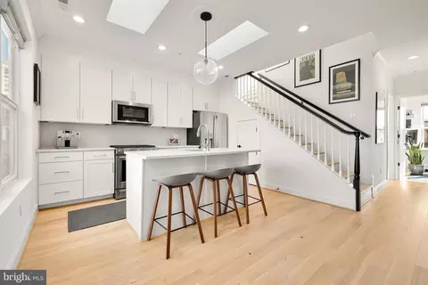 1721 20th St NW #302, Washington, DC 20009