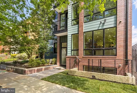 1020 Florida Ave NE #8, Washington, DC 20002