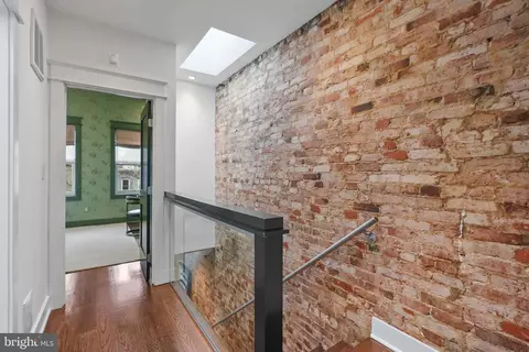 925 9th St NE, Washington, DC 20002 photo 21