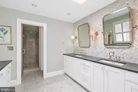 2601 Foxhall Rd NW, Washington, DC 20007 photo 21