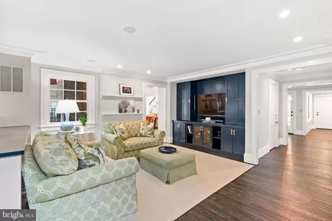 2601 Foxhall Rd NW, Washington, DC 20007 photo 14