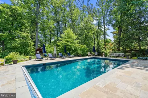 2601 Foxhall Rd NW, Washington, DC 20007 photo 29