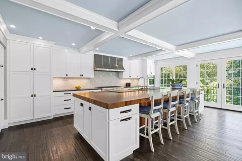 2601 Foxhall Rd NW, Washington, DC 20007 photo 10
