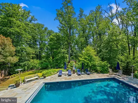2601 Foxhall Rd NW, Washington, DC 20007 photo 30