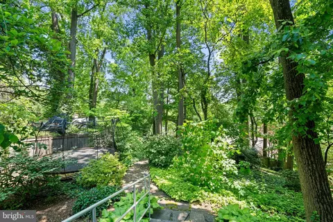 2601 Foxhall Rd NW, Washington, DC 20007 photo 36