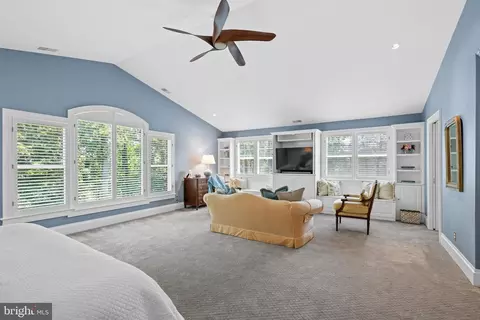 2601 Foxhall Rd NW, Washington, DC 20007 photo 20
