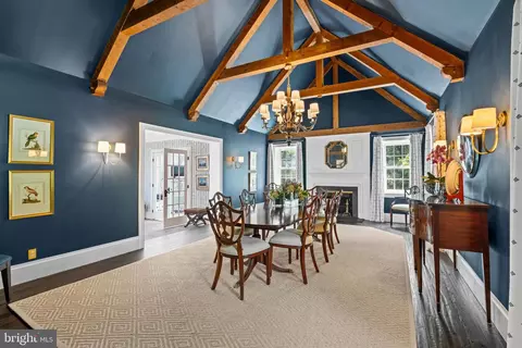 2601 Foxhall Rd NW, Washington, DC 20007 photo 8