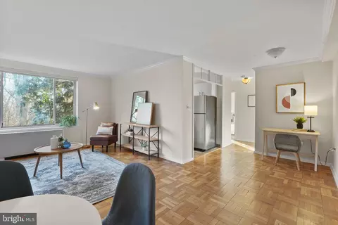 4100 W Street St NW #415, Washington, DC 20007