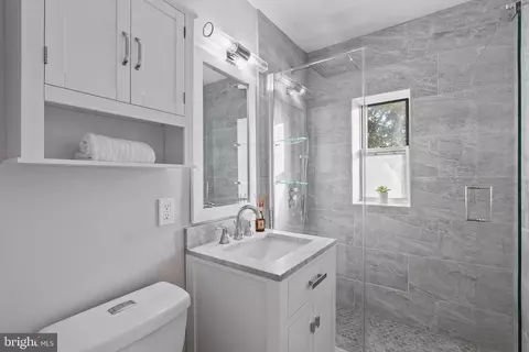 Bath - 4100 W Street St NW #415, Washington, DC 20007 photo 1 of 1