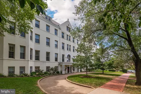 101 N Carolina Ave SE #204, Washington, DC 20003