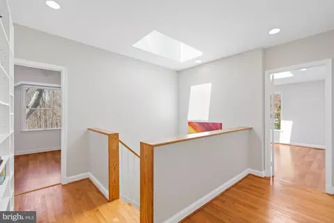 Entry Way - 4815 Calvert St NW, Washington, DC 20007 photo 8 of 9