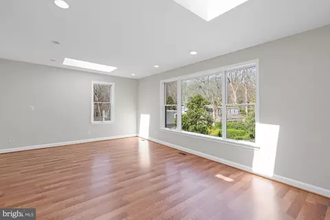 Other - 4815 Calvert St NW, Washington, DC 20007 photo 20 of 40