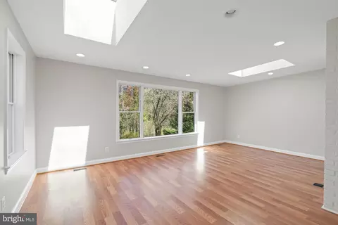Other - 4815 Calvert St NW, Washington, DC 20007 photo 22 of 40