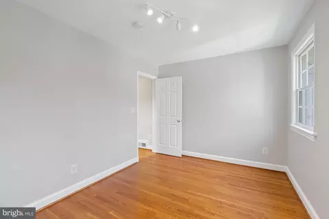 Other - 4815 Calvert St NW, Washington, DC 20007 photo 14 of 40