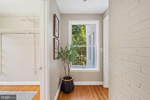 Entry Way - 4815 Calvert St NW, Washington, DC 20007 photo 5 of 9