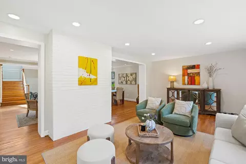 Living - 4815 Calvert St NW, Washington, DC 20007 photo 5 of 6